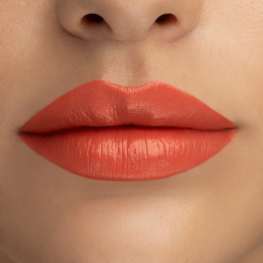 Advanced Care Lipstick - Glossy